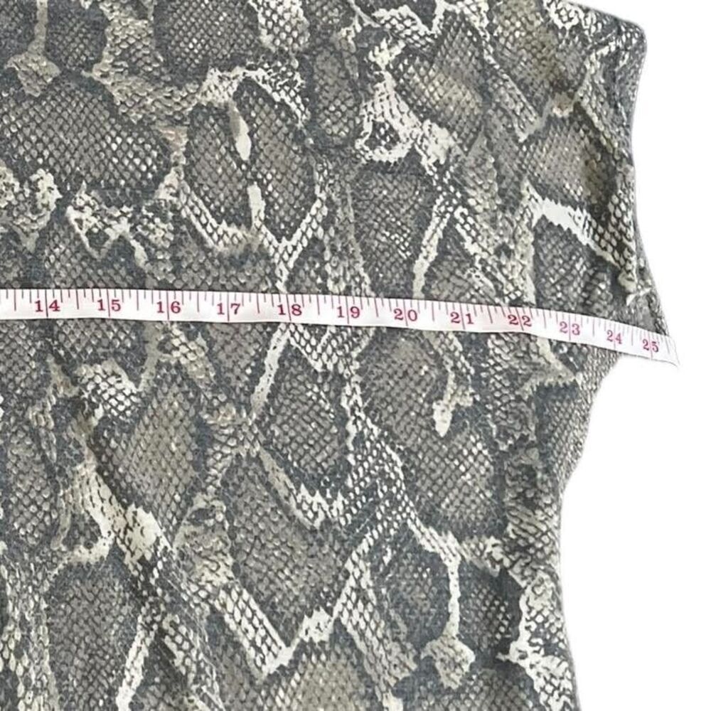 Bombom Women's Short Sleeve Snakeskin Print Shirt Top Blouse V-Neck Size… - Picture 12 of 13